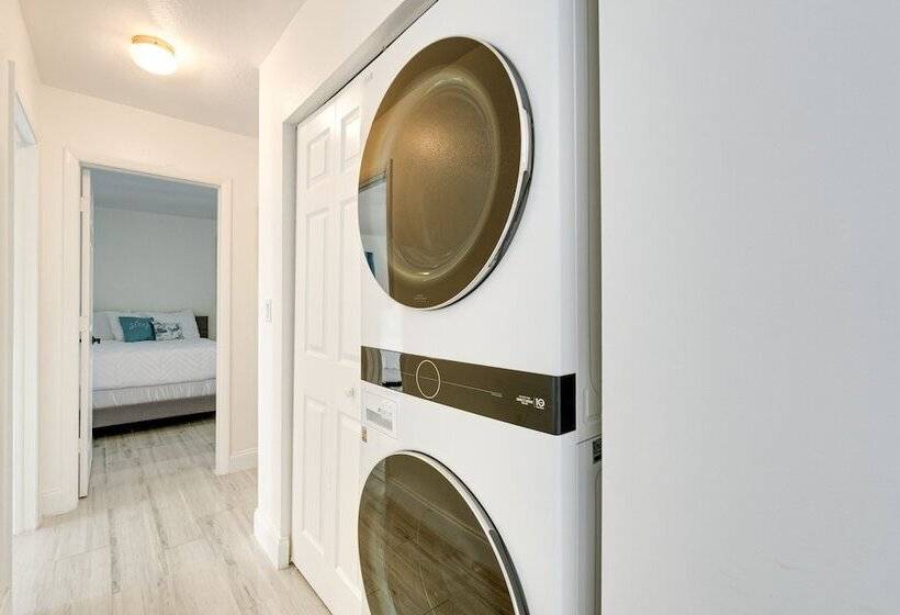 Waterfront Port Charlotte Gem W/ Gas Grill + Lanai