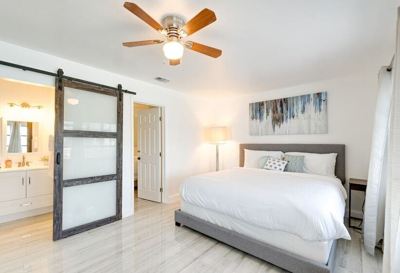 Waterfront Port Charlotte Gem W/ Gas Grill + Lanai