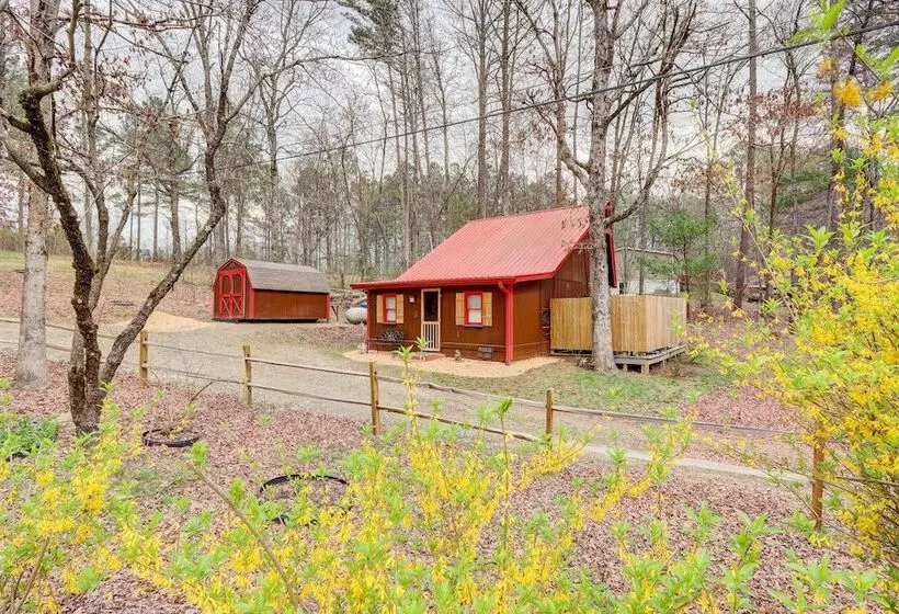 Adorable Ellijay Cabin W/ Hot Tub & Fire Pit