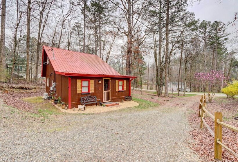Adorable Ellijay Cabin W/ Hot Tub & Fire Pit
