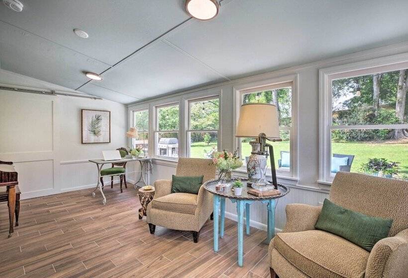 Walk To Dtwn Alpharetta: Modern Home W/ Fire Pit