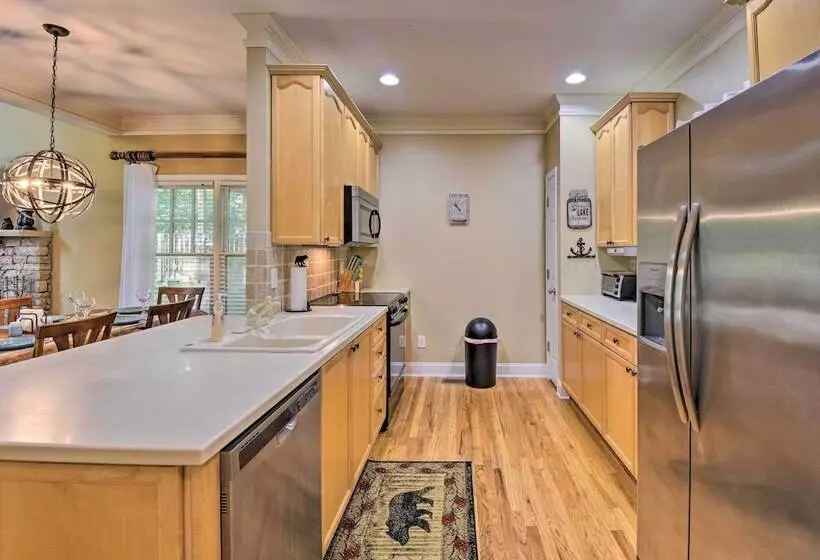 Big Canoe Retreat W/ Deck & Golf Course Views