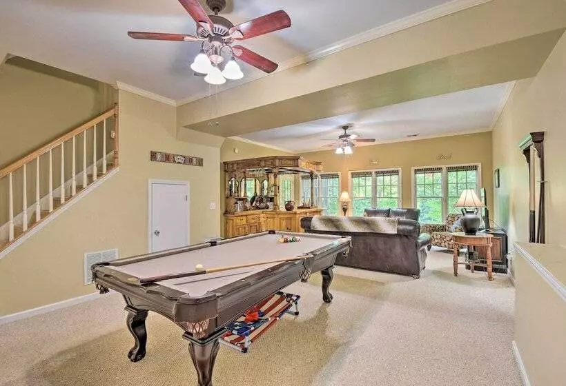 Big Canoe Retreat W/ Deck & Golf Course Views