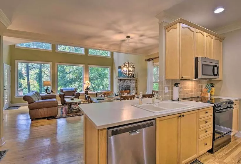 Big Canoe Retreat W/ Deck & Golf Course Views