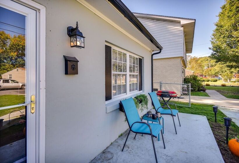 Hampton Home W/ Grill < 1 Mi To Beach!