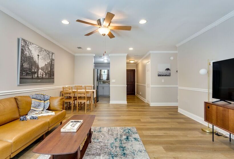 Charming Alpharetta Home W/ Spacious Yard!