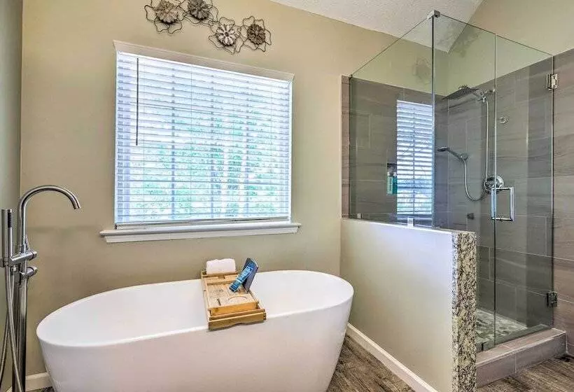 Charming Covington Home W/ Fire Pit + Game Room!