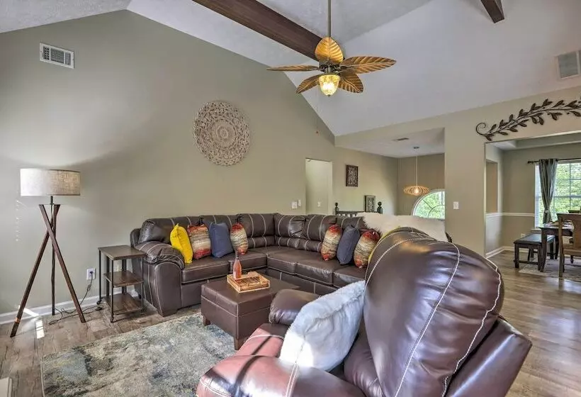 Charming Covington Home W/ Fire Pit + Game Room!
