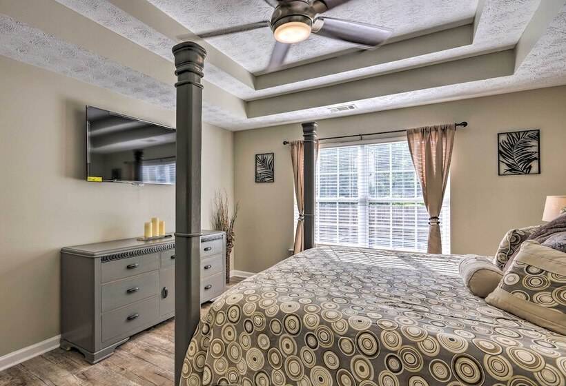 Charming Covington Home W/ Fire Pit + Game Room!