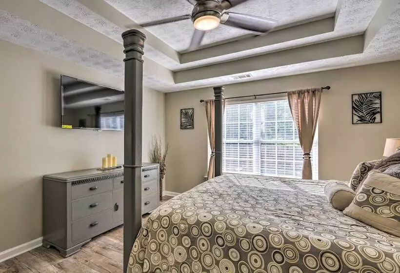 Charming Covington Home W/ Fire Pit + Game Room!