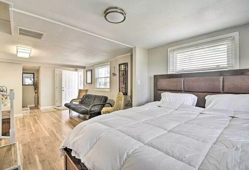 Charming Hampton Home < 2 Mi To Buckroe Beach