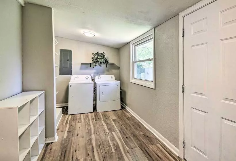 Charming Hampton Home < 2 Mi To Buckroe Beach