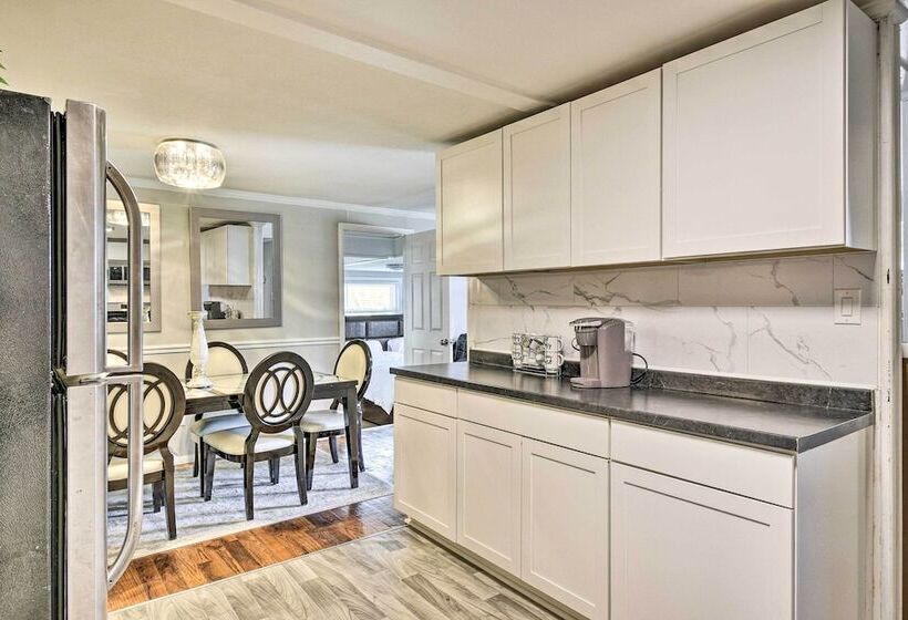 Charming Hampton Home < 2 Mi To Buckroe Beach