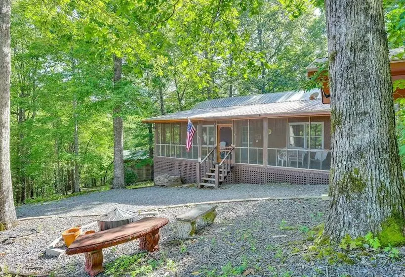 Cozy Hiawassee Cabin   4 Mi To Lake Chatuge!