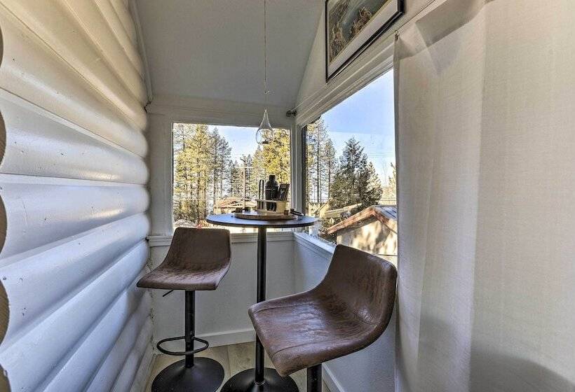 Cozy Zephyr Cove Cabin, Walk To Lake Tahoe!