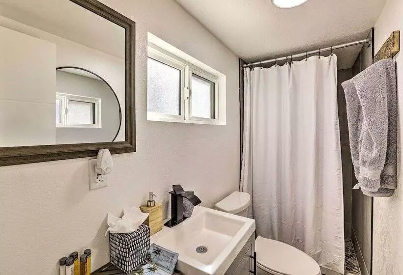 Cozy Zephyr Cove Cabin, Walk To Lake Tahoe!