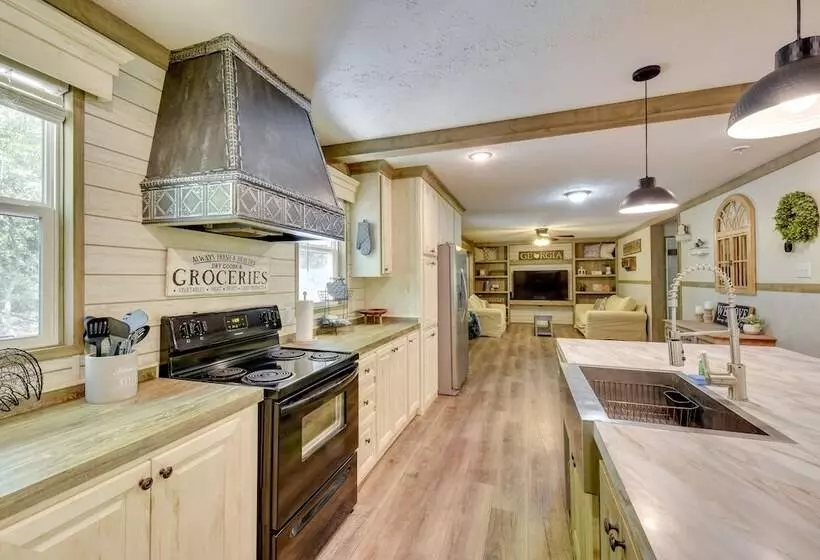 Creekside Sautee Nacoochee Home: 8 Mi To Helen!