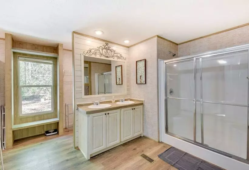 Creekside Sautee Nacoochee Home: 8 Mi To Helen!