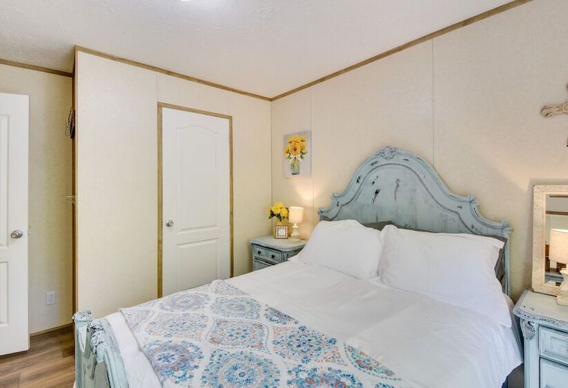 Creekside Sautee Nacoochee Home: 8 Mi To Helen!