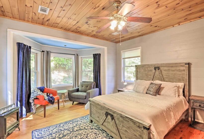 Custom Built Luxury Cabin W/ Tesla Charger!