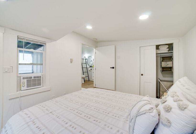 Dreamy Puget Sound Vacation Rental: Steps To Bay!