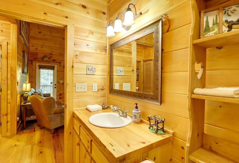 Forested Mccaysville Cabin On Fightingtown Creek!