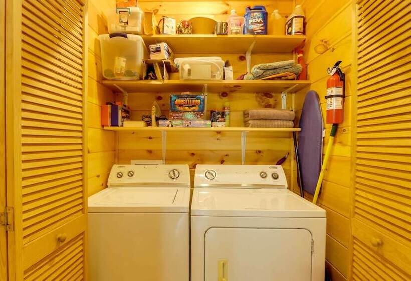 Forested Mccaysville Cabin On Fightingtown Creek!