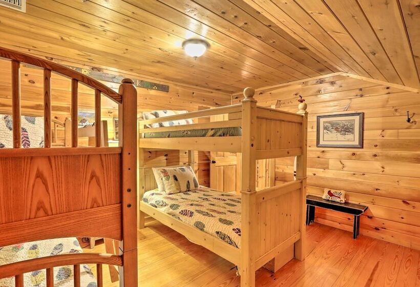 Happy Jack S Cabin  On River W/ Deck & Game Room!