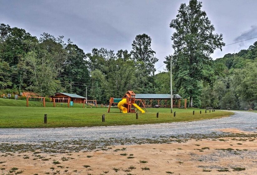 Happy Jack S Cabin  On River W/ Deck & Game Room!
