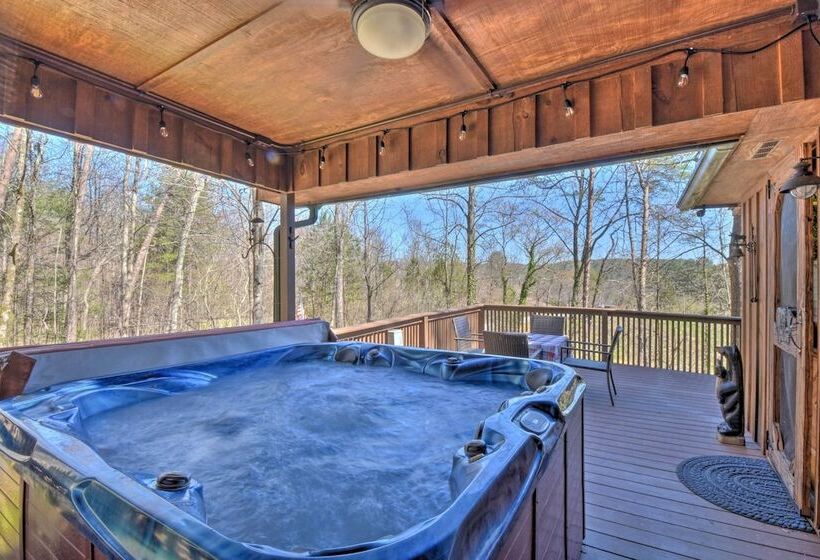 Helen Cabin W/ Deck & Hot Tub < 1/2 Mi To Main St