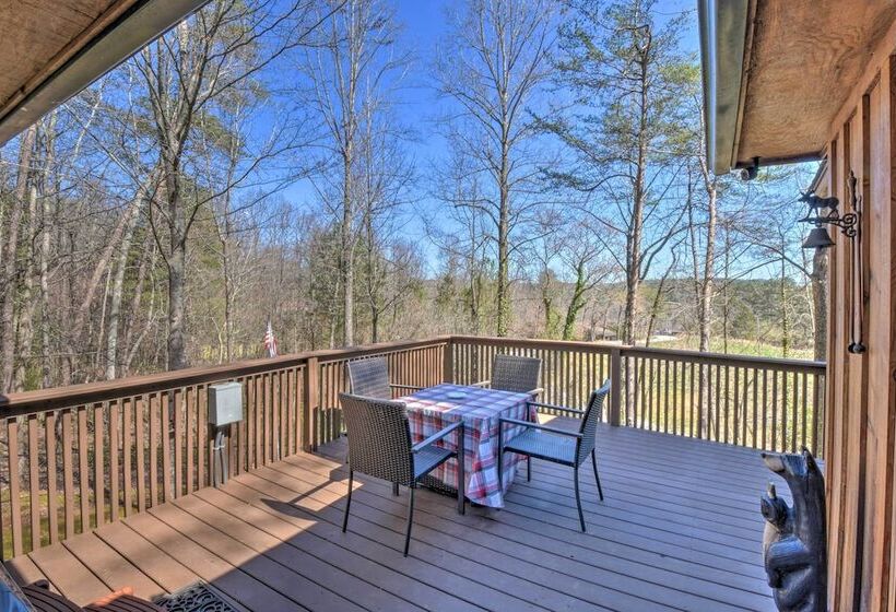 Helen Cabin W/ Deck & Hot Tub < 1/2 Mi To Main St