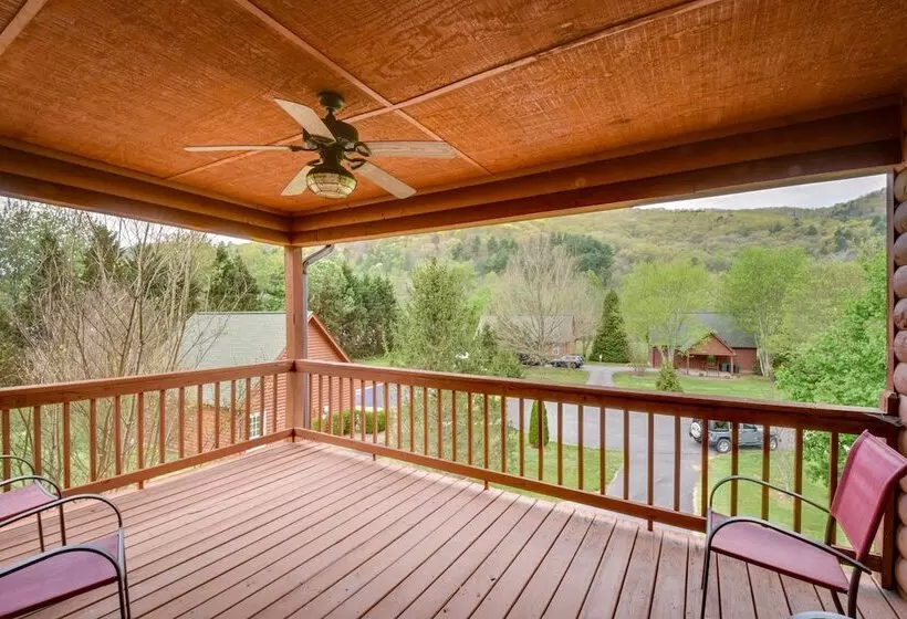 Hiawassee Cabin < 10 Mi To Lake Chatuge!