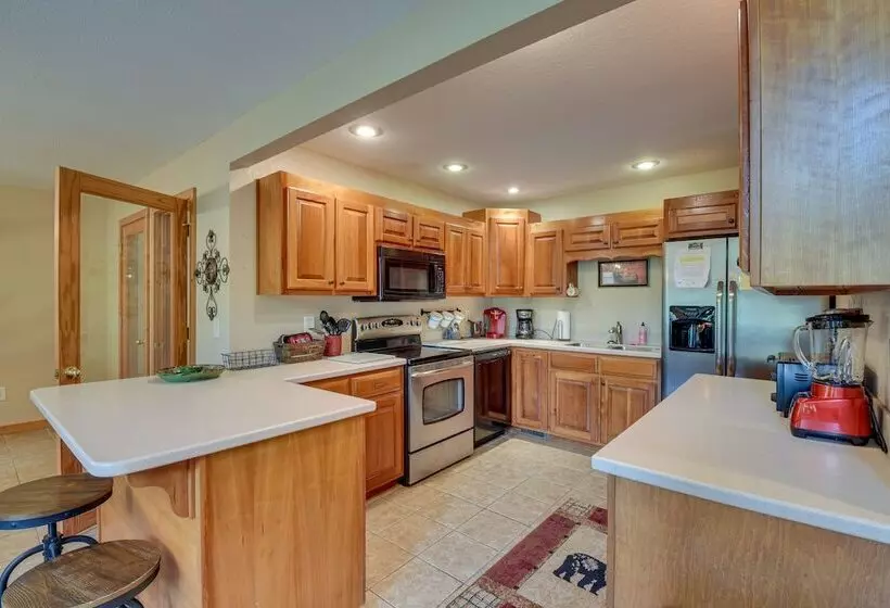 Hiawassee Cabin < 10 Mi To Lake Chatuge!