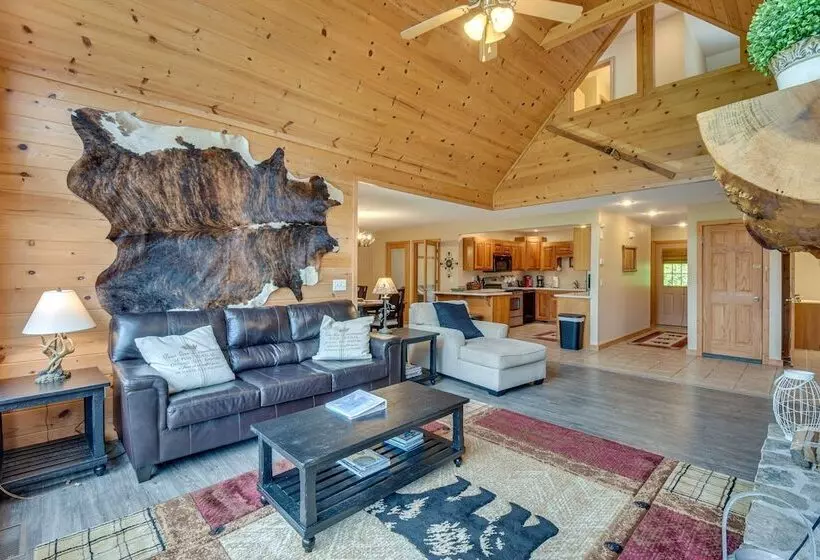 Hiawassee Cabin < 10 Mi To Lake Chatuge!