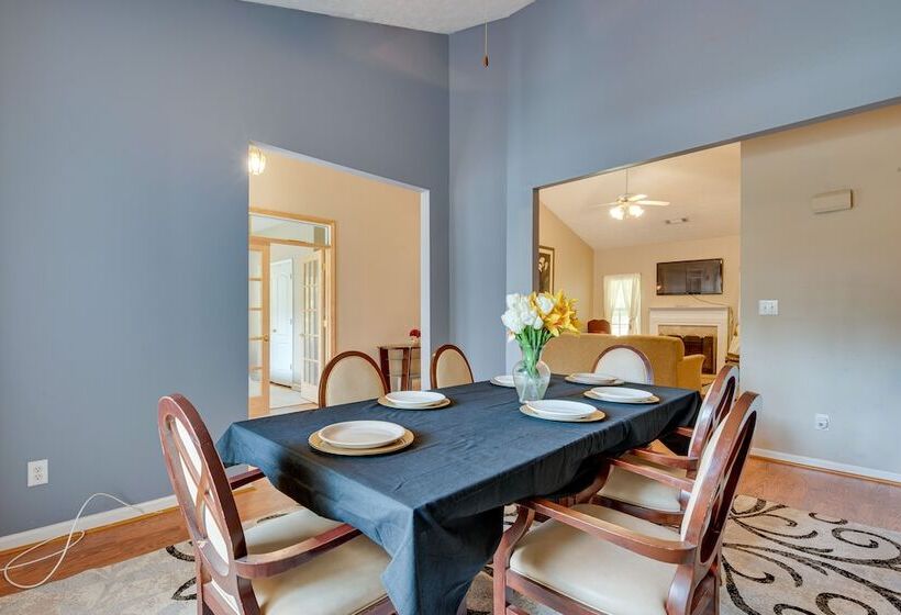 Inviting Austell Home: 14 Mi To Downtown Atlanta!