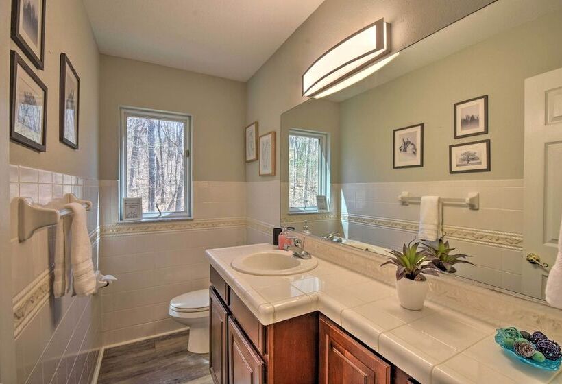 Inviting Sky Valley Home ~ 2 Mi To Mud Creek Falls