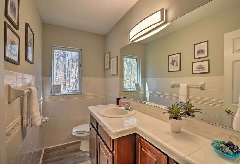 Inviting Sky Valley Home ~ 2 Mi To Mud Creek Falls