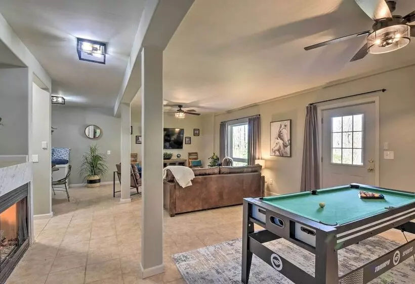 Inviting Sky Valley Home ~ 2 Mi To Mud Creek Falls