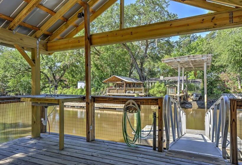 Isle Of Wight Tri Level Home W/ Private Boat Dock!