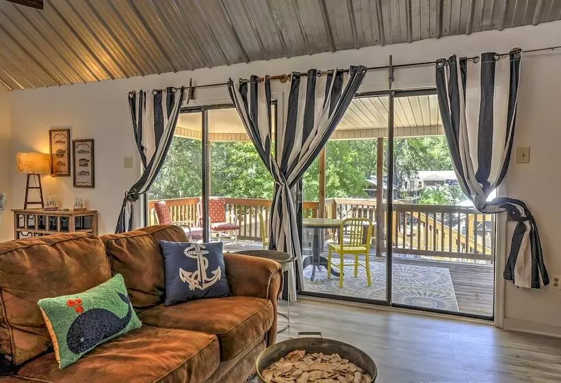 Isle Of Wight Tri Level Home W/ Private Boat Dock!