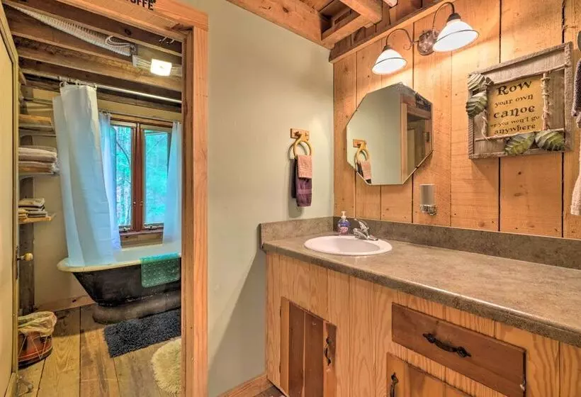 Jasper  7 Timbers  Cabin On 10 Acres W/ A Creek!