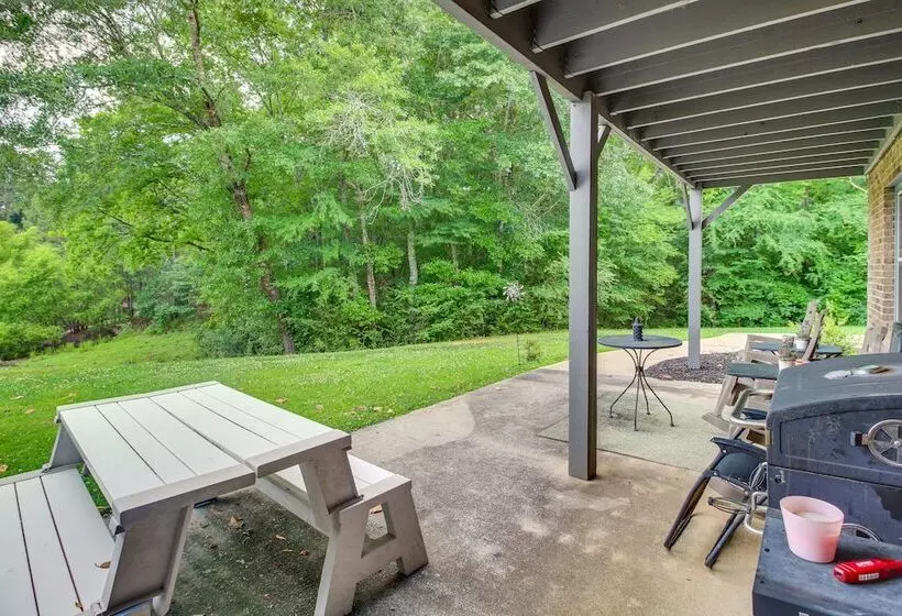 Kingston Home W/ Shared Pool   23 Mi To Lakepoint!