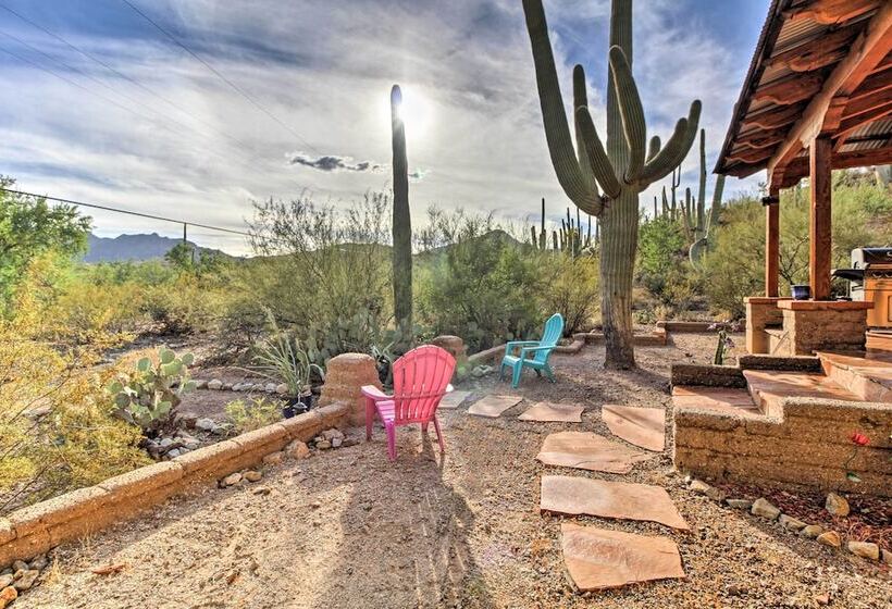 La Roca    Tucson Casita W/ Mtn View On 10 Acres!