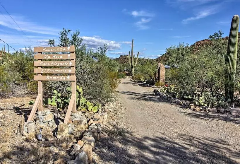 La Roca    Tucson Casita W/ Mtn View On 10 Acres!