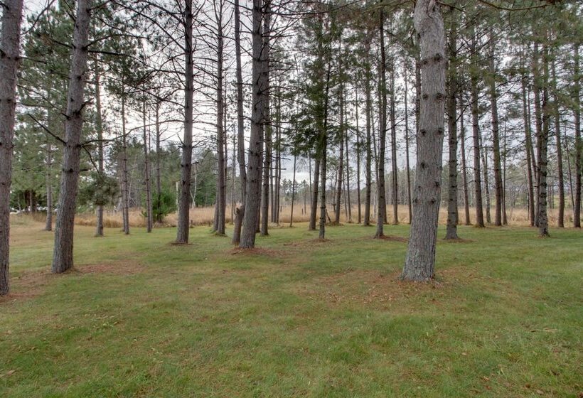 Lakefront Deerwood Home W/ Fire Pit & Grill!