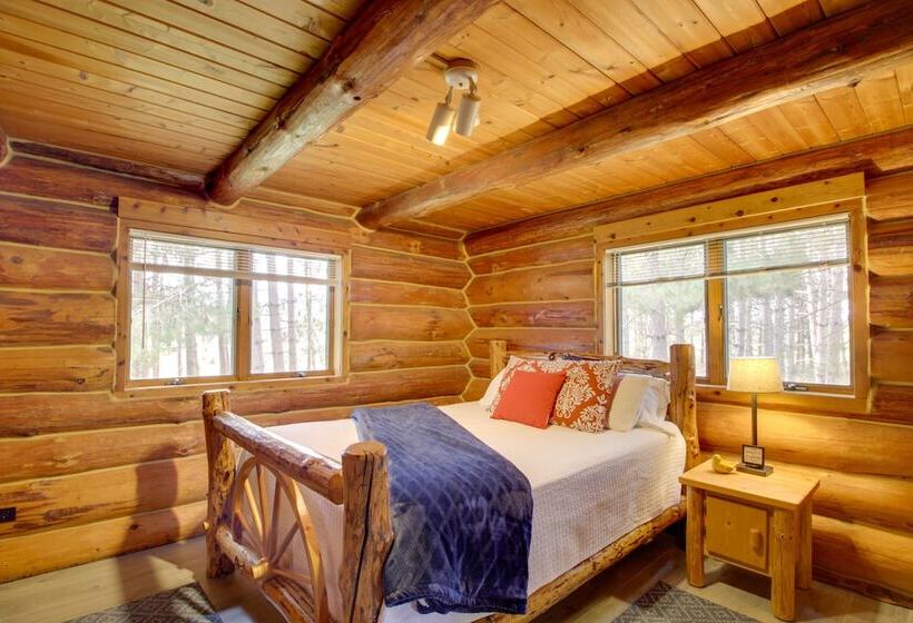 Lakefront Deerwood Home W/ Fire Pit & Grill!