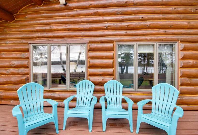 Lakefront Deerwood Home W/ Fire Pit & Grill!