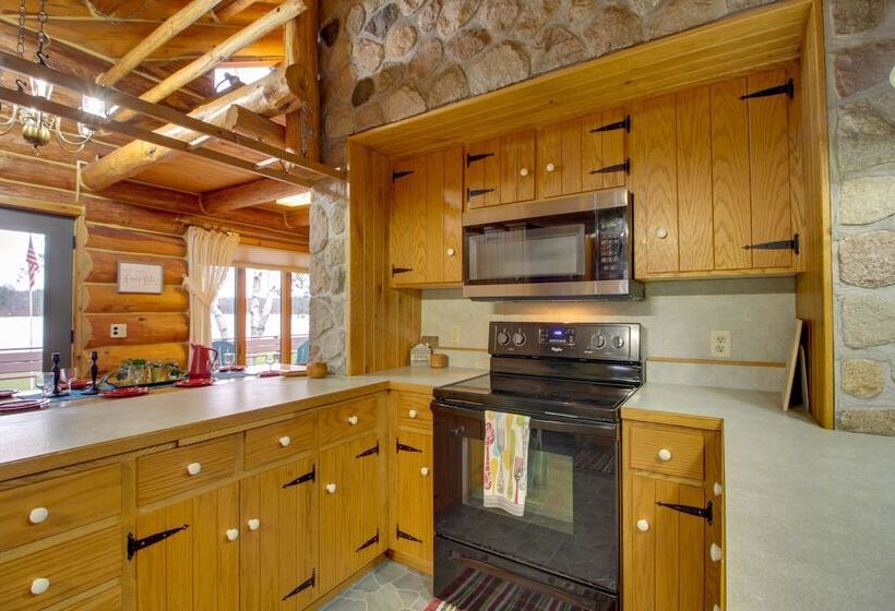 Lakefront Deerwood Home W/ Fire Pit & Grill!