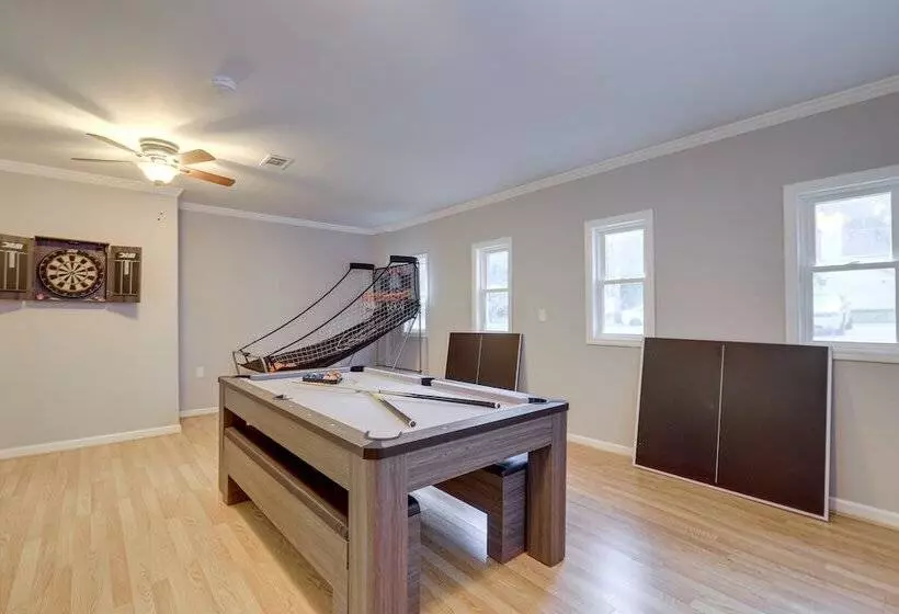 Riverdale Retreat W/ Private Pool & Game Room!