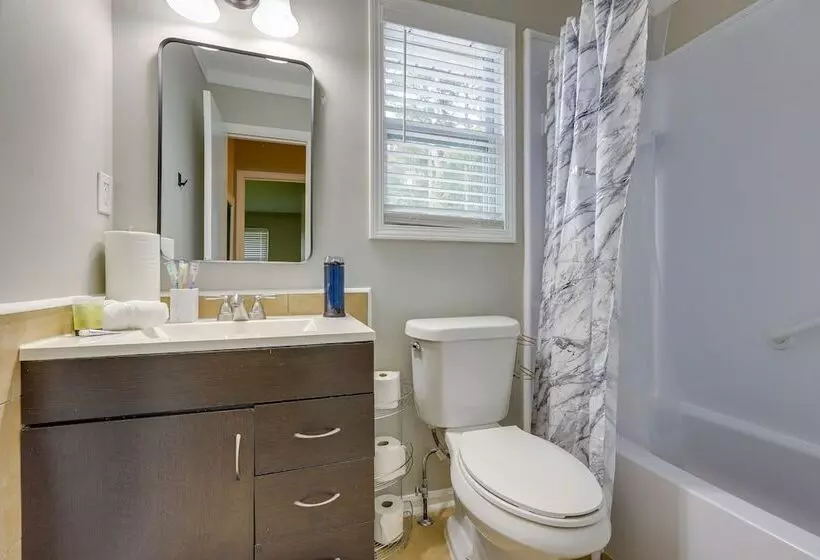 Riverdale Retreat W/ Private Pool & Game Room!